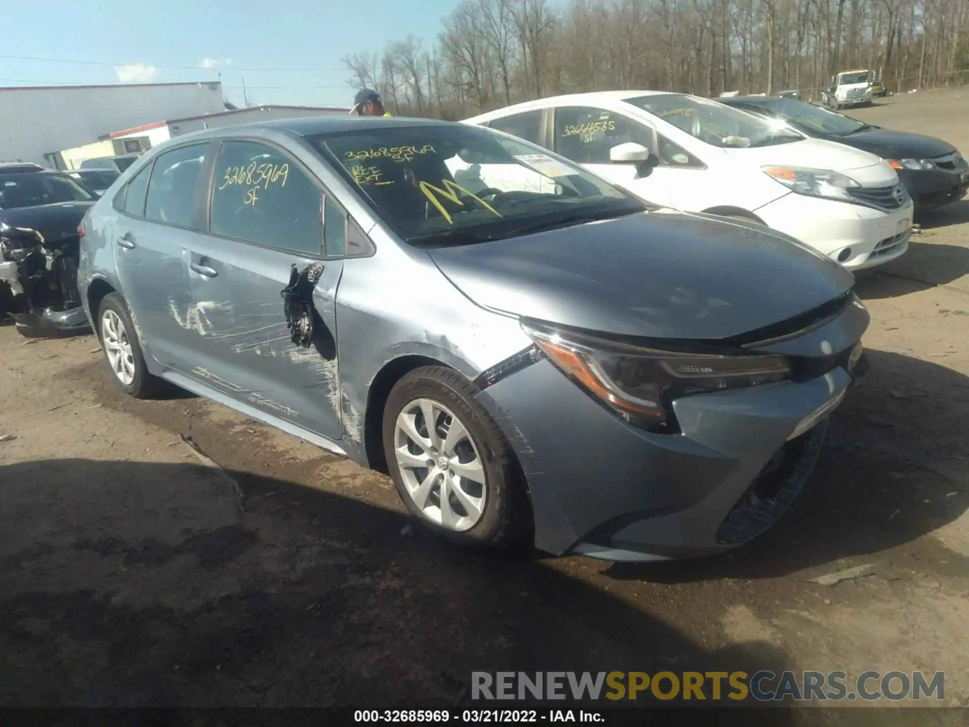 1 Photograph of a damaged car 5YFEPRAE9LP005918 TOYOTA COROLLA 2020