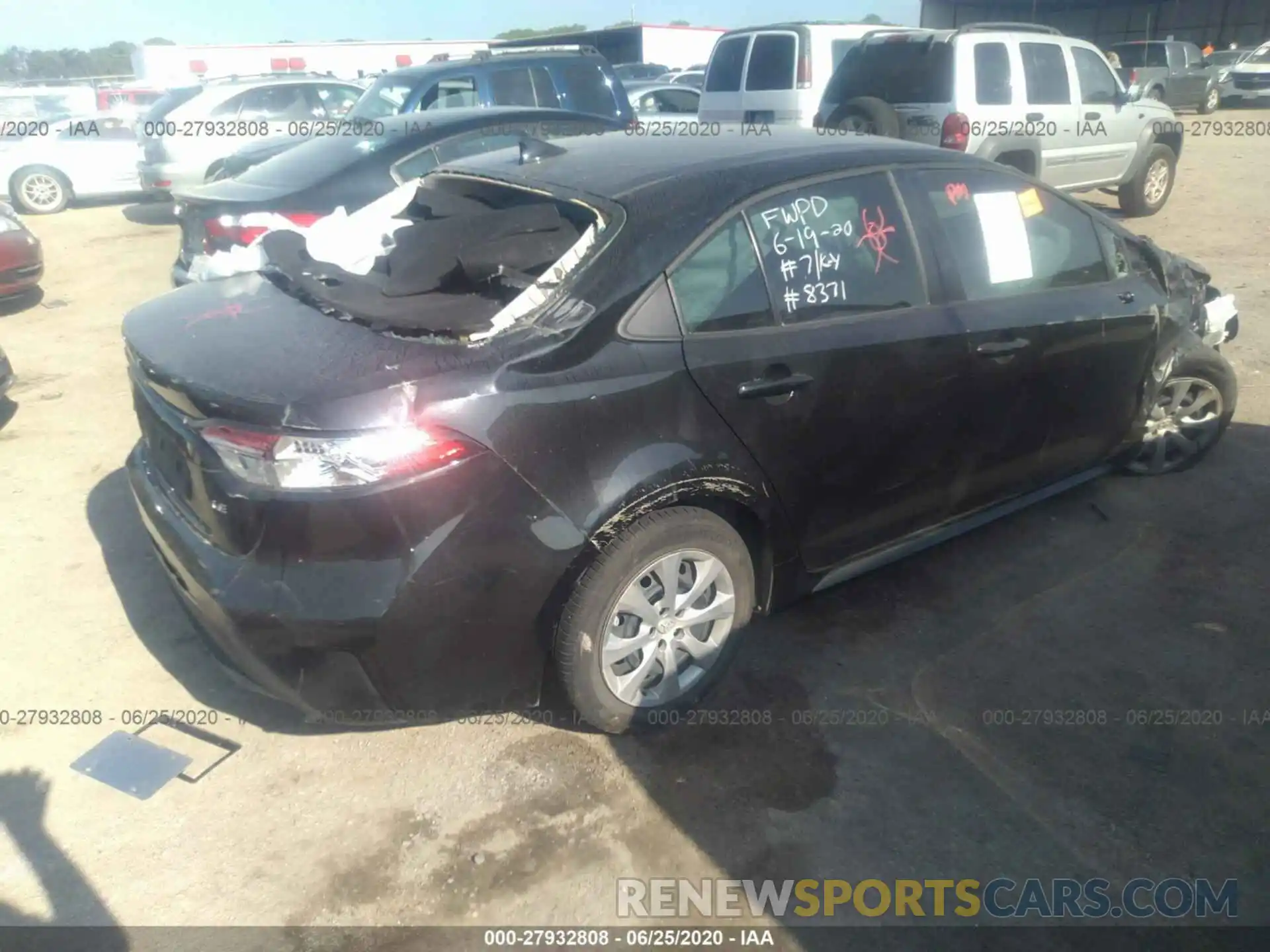 4 Photograph of a damaged car 5YFEPRAE9LP009905 TOYOTA COROLLA 2020