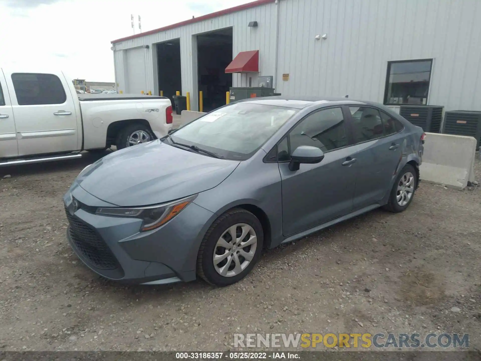 2 Photograph of a damaged car 5YFEPRAE9LP011427 TOYOTA COROLLA 2020