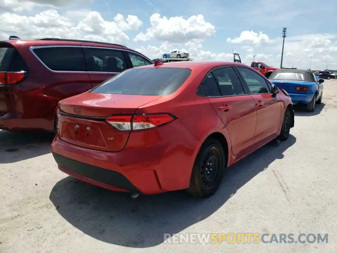 4 Photograph of a damaged car 5YFEPRAE9LP012934 TOYOTA COROLLA 2020