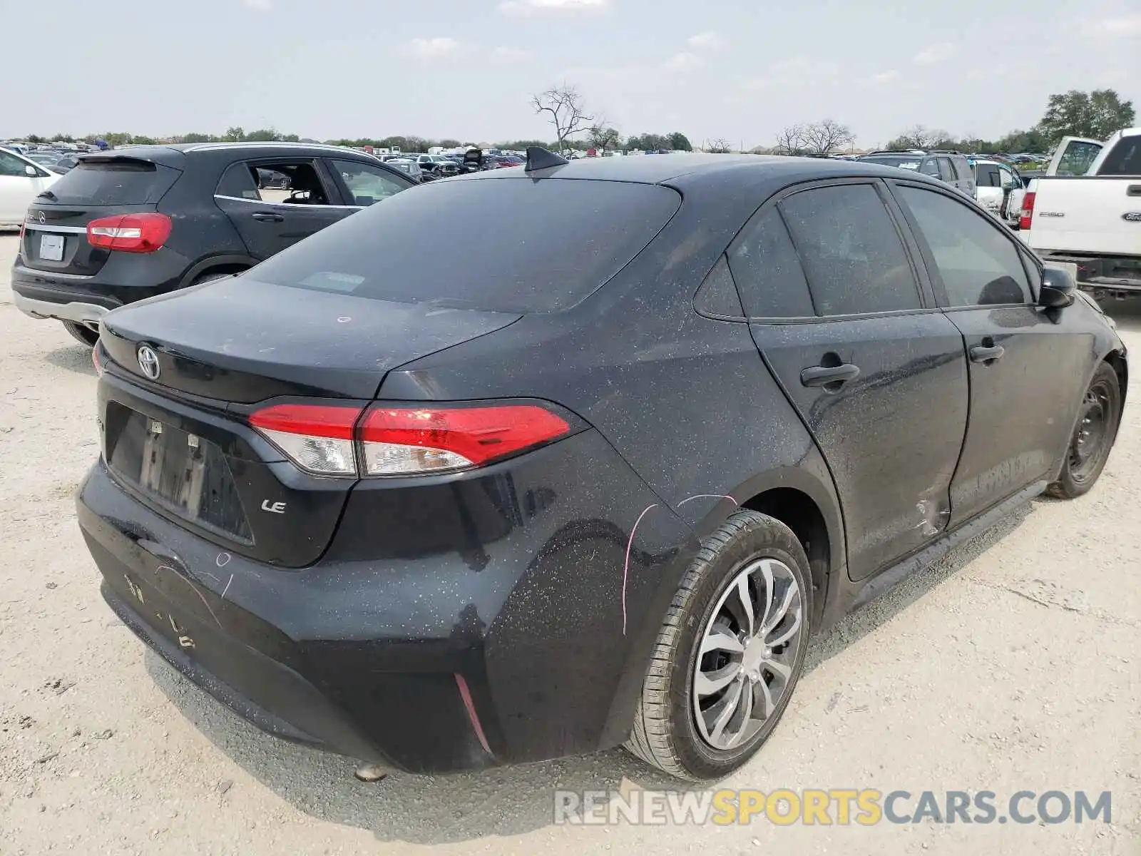 4 Photograph of a damaged car 5YFEPRAE9LP013694 TOYOTA COROLLA 2020