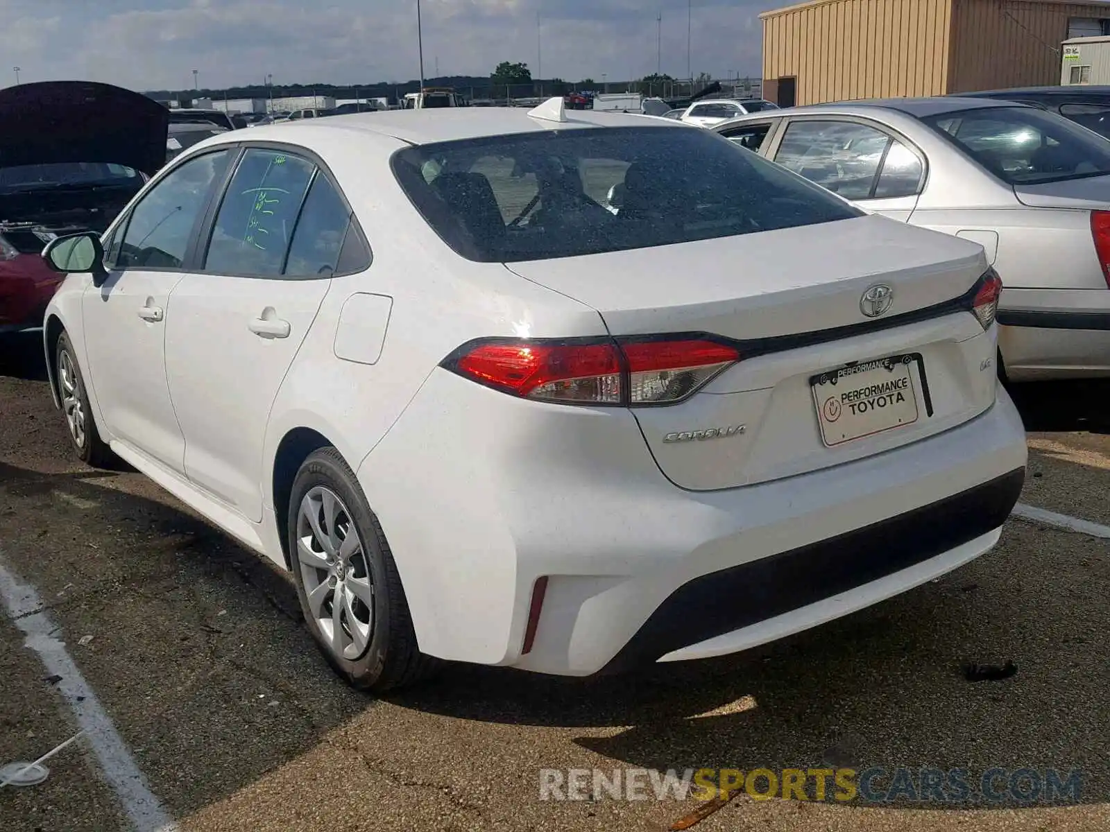 3 Photograph of a damaged car 5YFEPRAE9LP019141 TOYOTA COROLLA 2020