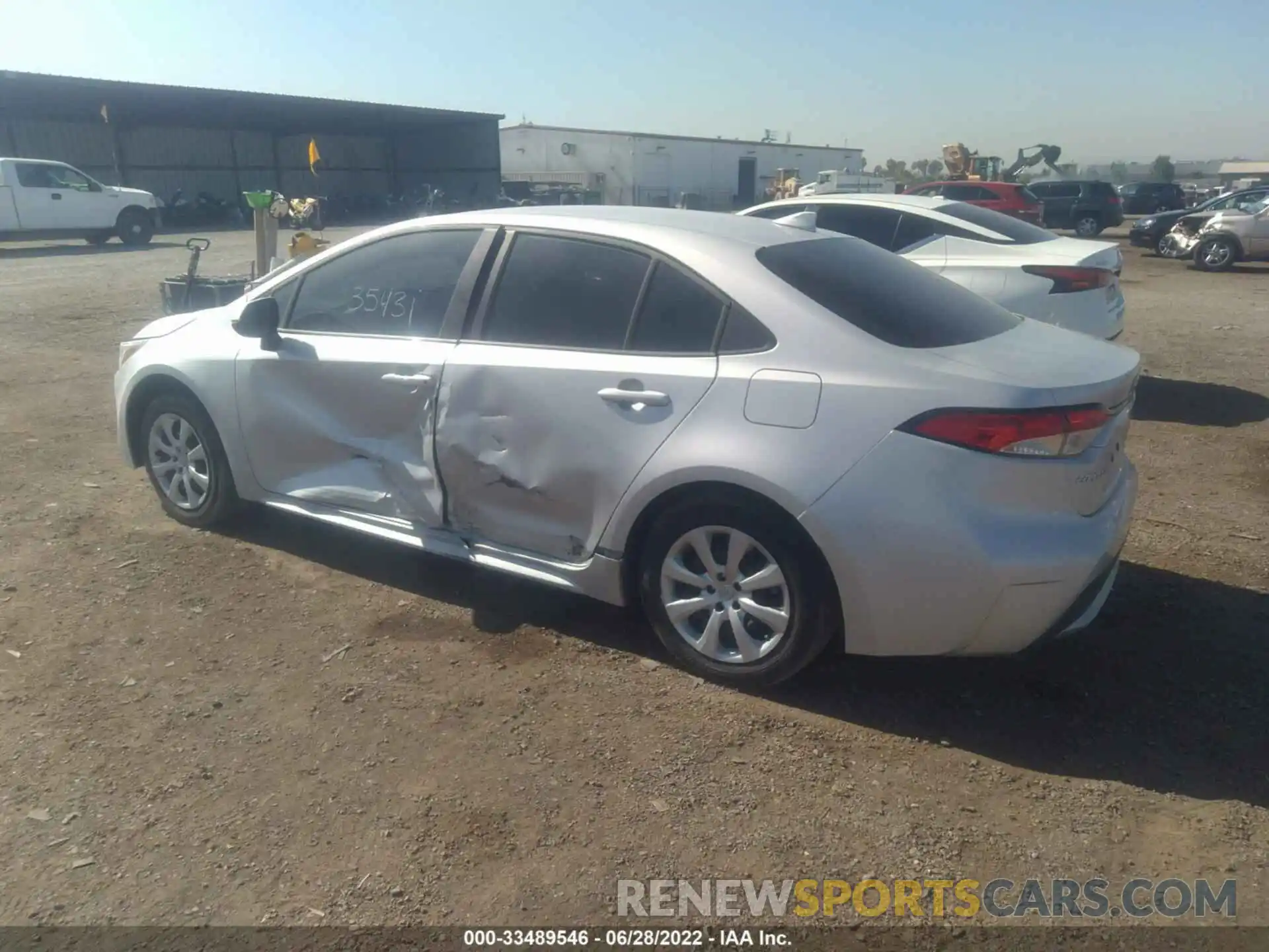 3 Photograph of a damaged car 5YFEPRAE9LP021066 TOYOTA COROLLA 2020