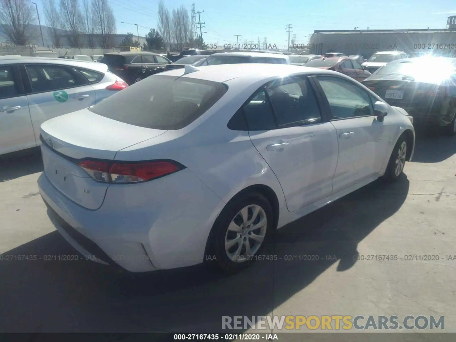 4 Photograph of a damaged car 5YFEPRAE9LP021908 TOYOTA COROLLA 2020