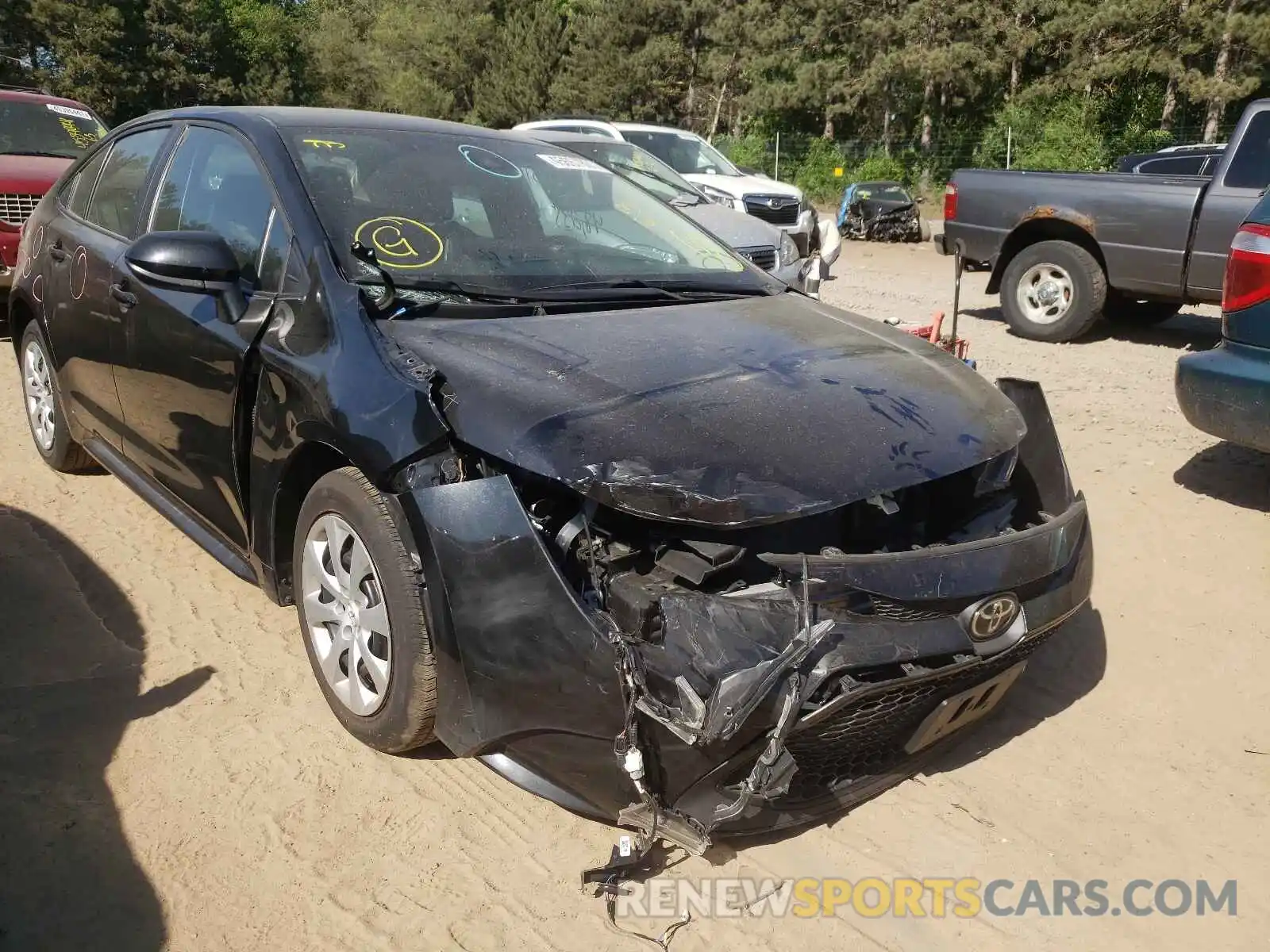 1 Photograph of a damaged car 5YFEPRAE9LP022539 TOYOTA COROLLA 2020