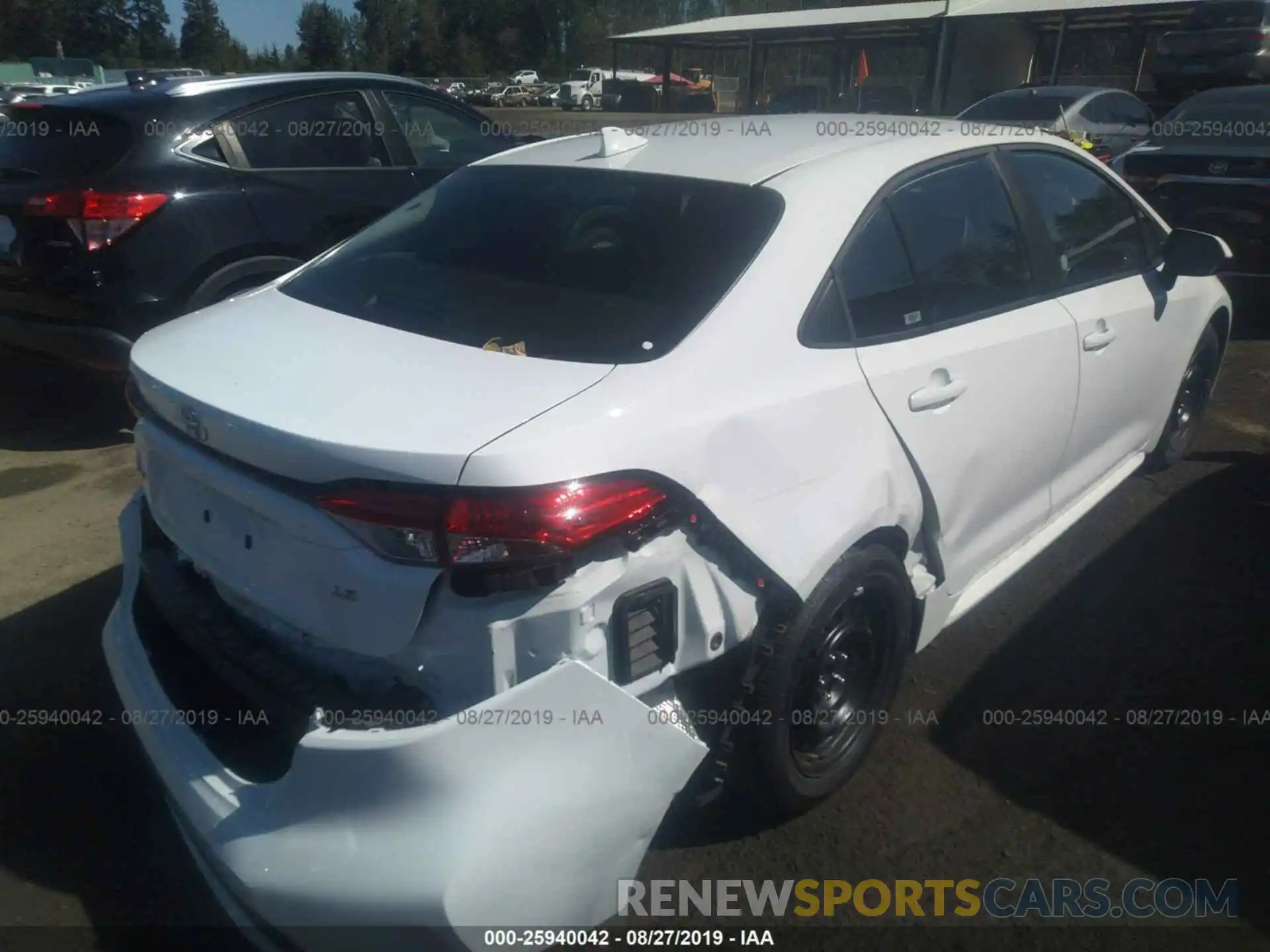 4 Photograph of a damaged car 5YFEPRAE9LP022556 TOYOTA COROLLA 2020