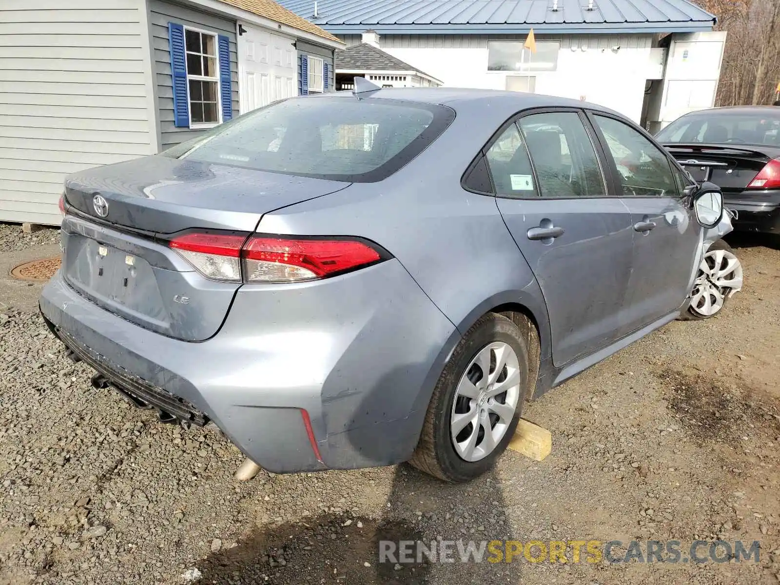 4 Photograph of a damaged car 5YFEPRAE9LP023447 TOYOTA COROLLA 2020