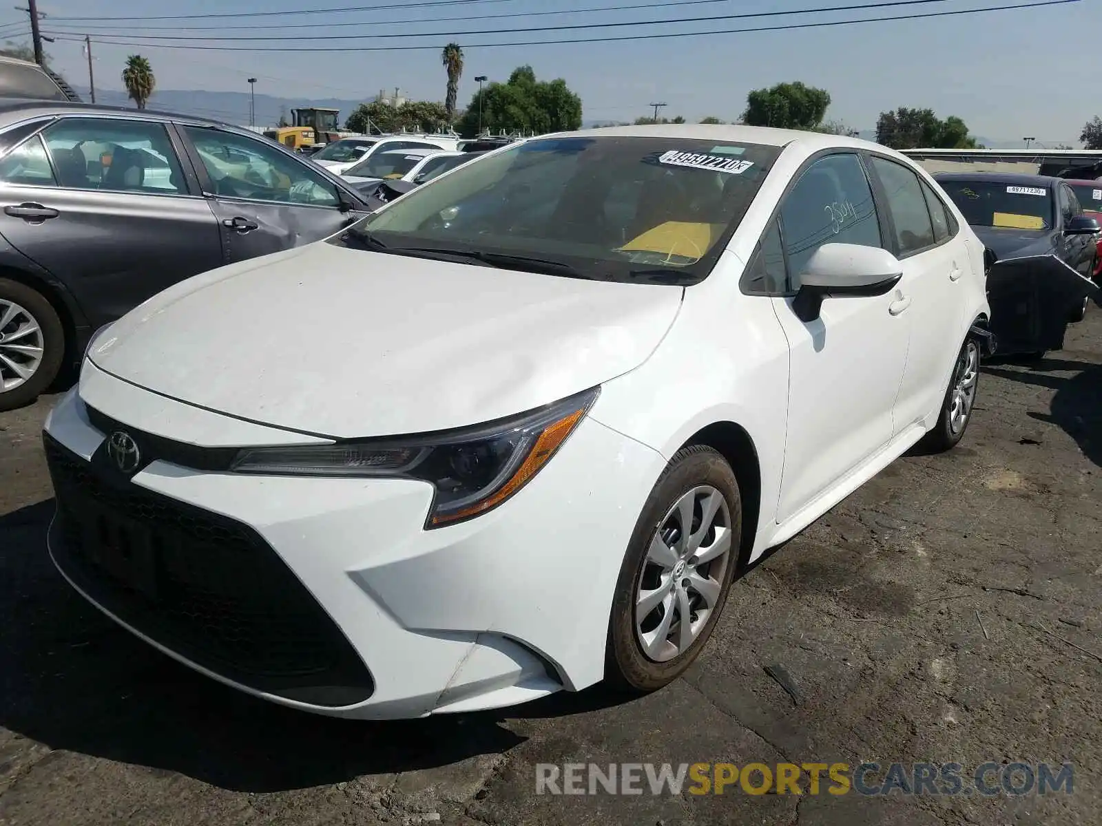 2 Photograph of a damaged car 5YFEPRAE9LP024016 TOYOTA COROLLA 2020