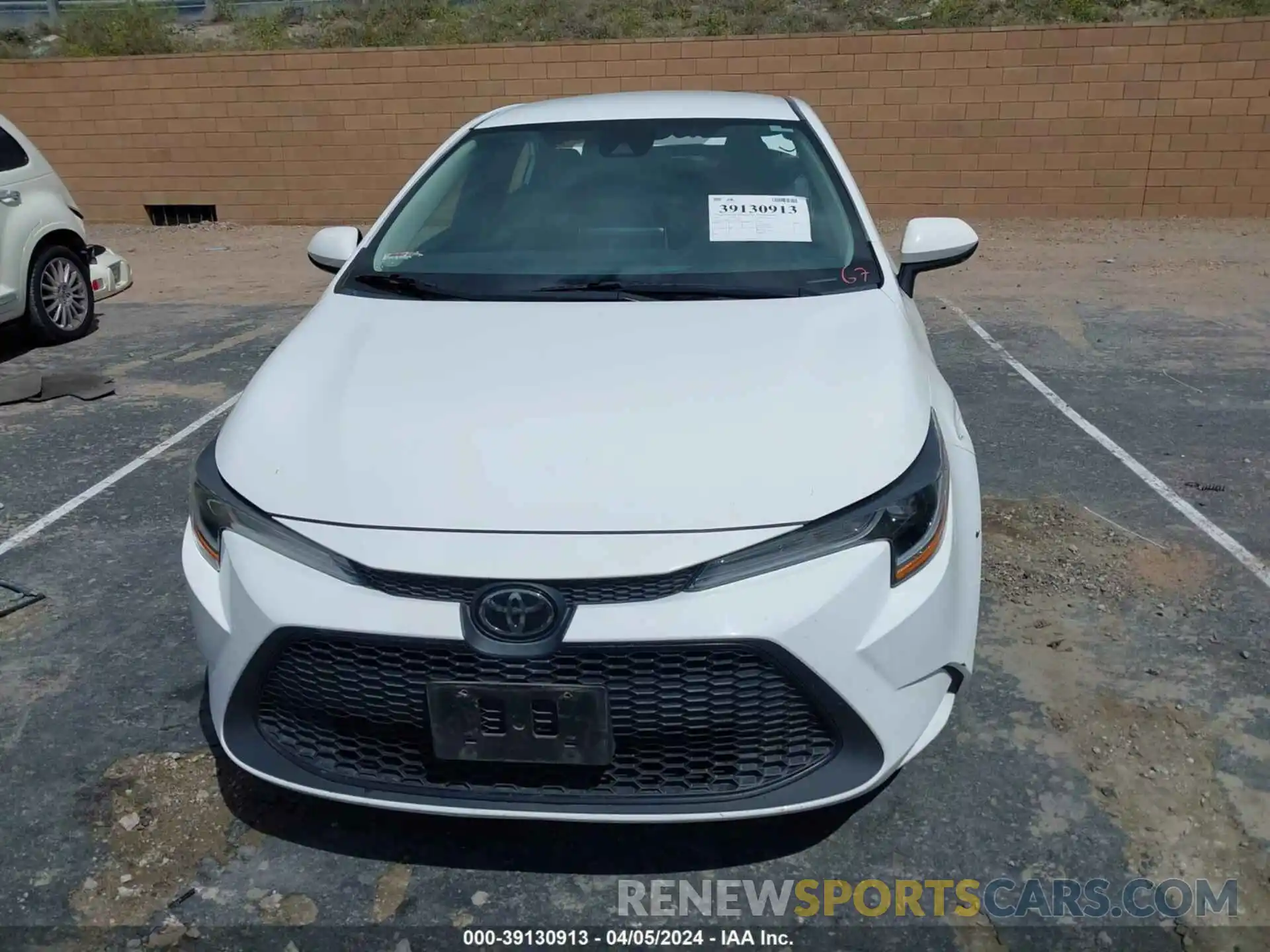 13 Photograph of a damaged car 5YFEPRAE9LP024033 TOYOTA COROLLA 2020