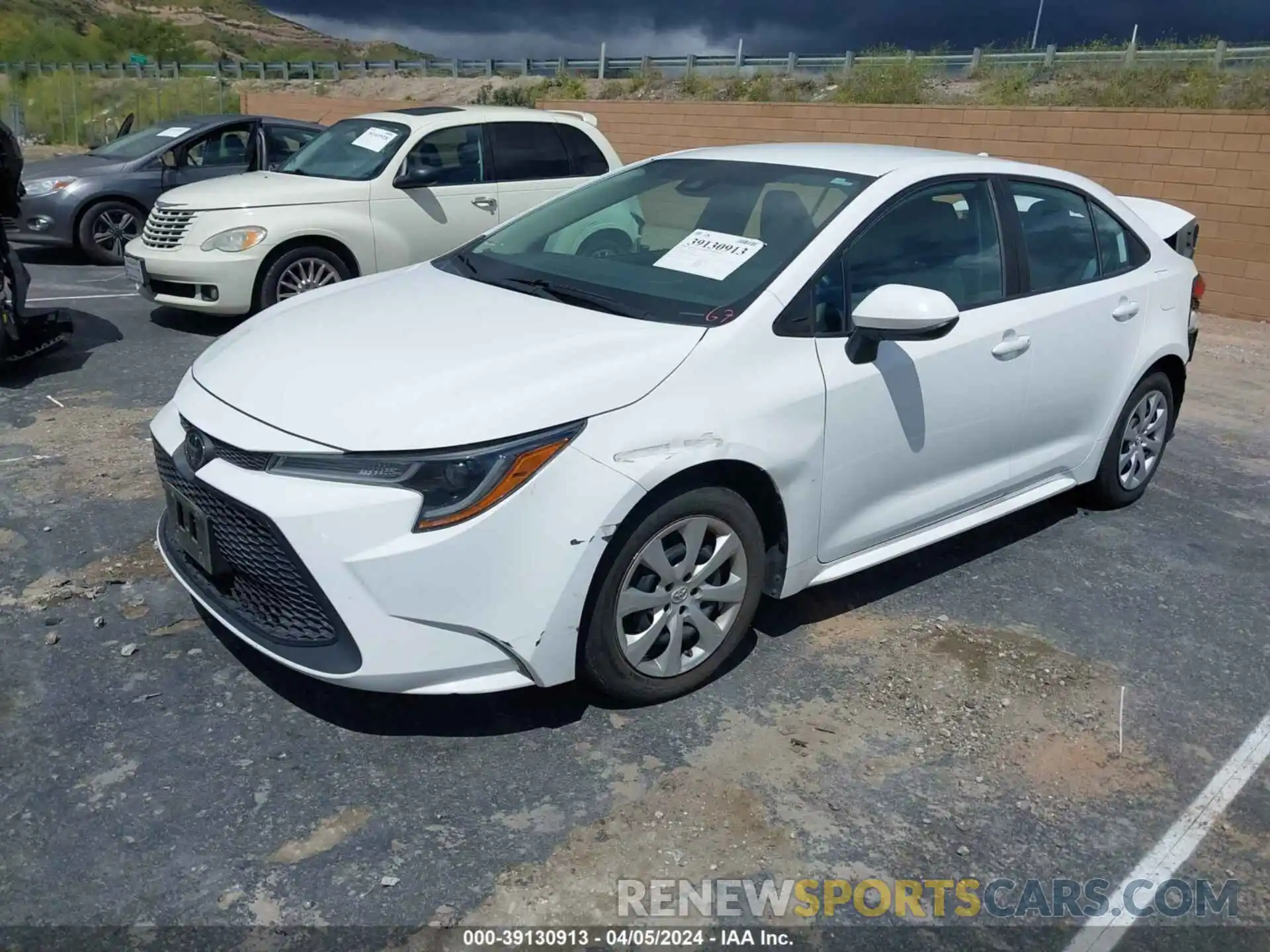 2 Photograph of a damaged car 5YFEPRAE9LP024033 TOYOTA COROLLA 2020