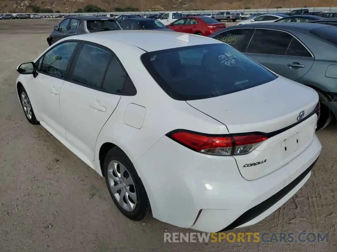 3 Photograph of a damaged car 5YFEPRAE9LP024386 TOYOTA COROLLA 2020