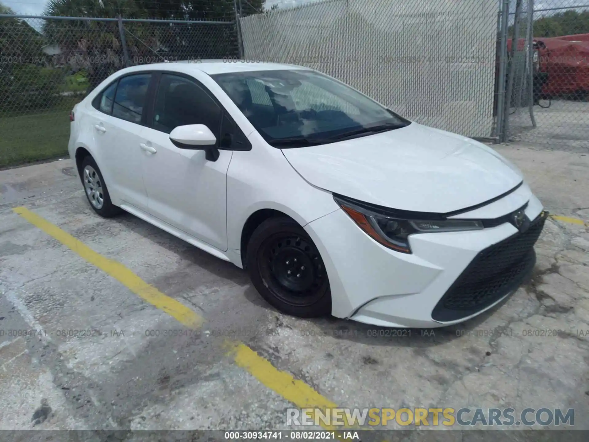 1 Photograph of a damaged car 5YFEPRAE9LP024789 TOYOTA COROLLA 2020