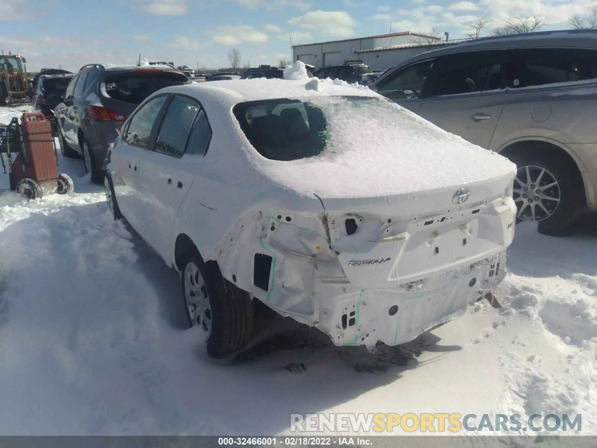 3 Photograph of a damaged car 5YFEPRAE9LP025201 TOYOTA COROLLA 2020