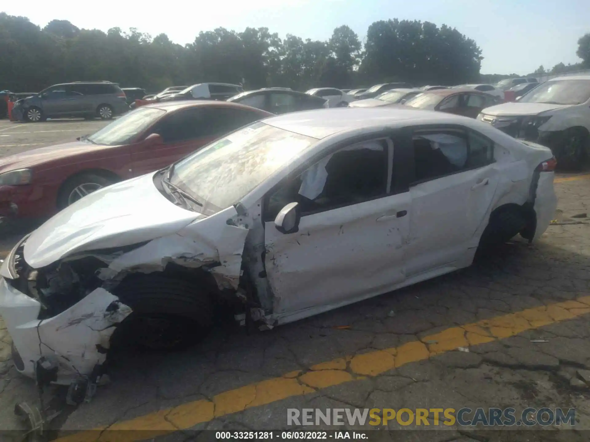 2 Photograph of a damaged car 5YFEPRAE9LP025442 TOYOTA COROLLA 2020