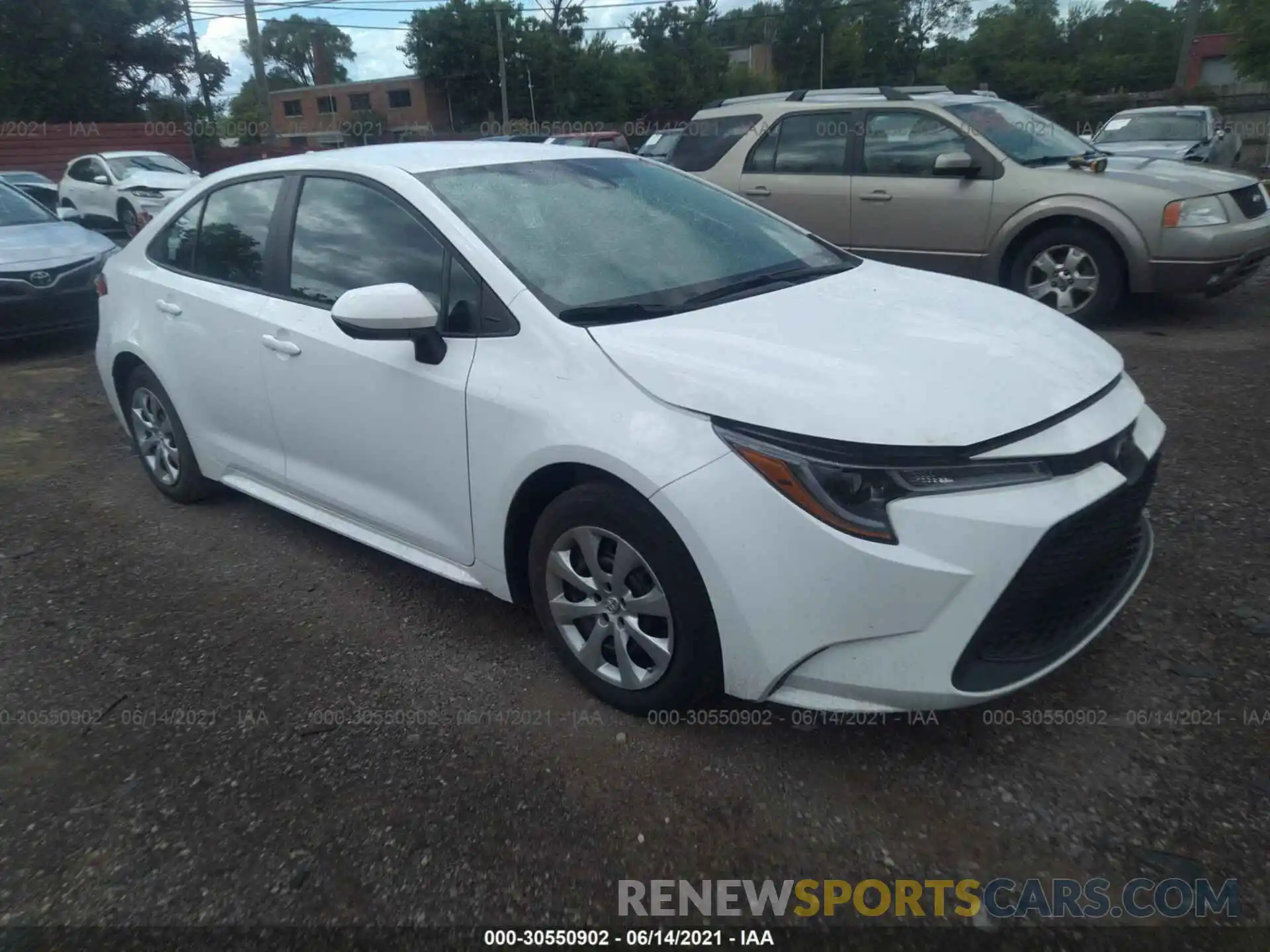 1 Photograph of a damaged car 5YFEPRAE9LP025456 TOYOTA COROLLA 2020