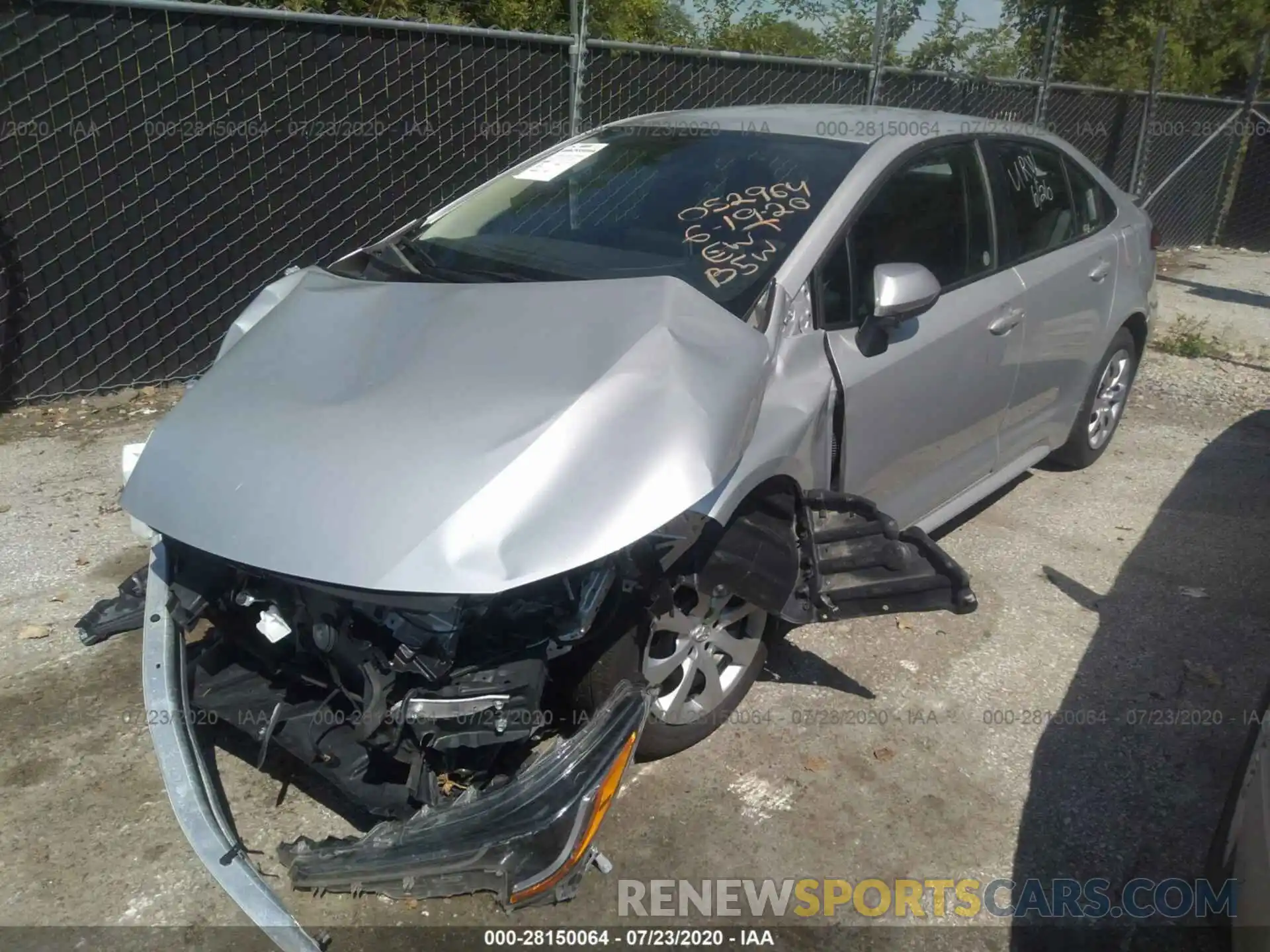 2 Photograph of a damaged car 5YFEPRAE9LP025585 TOYOTA COROLLA 2020