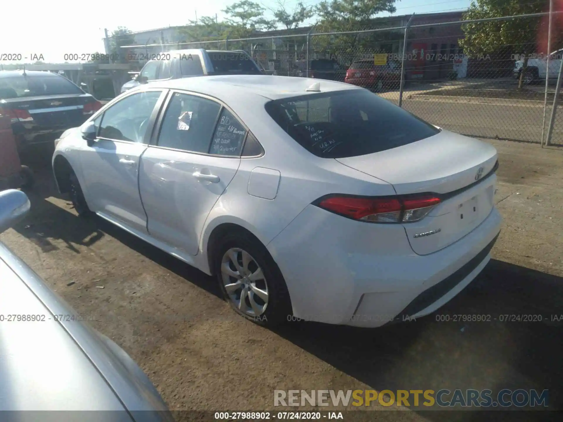 3 Photograph of a damaged car 5YFEPRAE9LP026171 TOYOTA COROLLA 2020