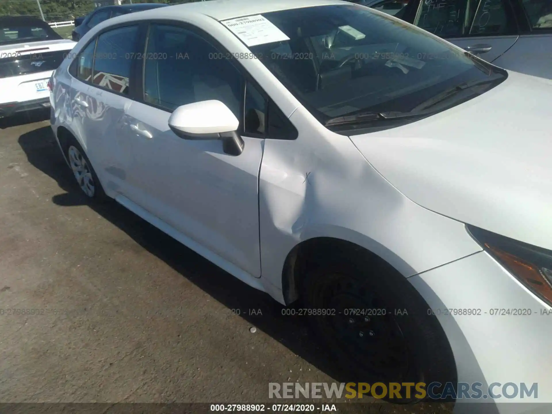 6 Photograph of a damaged car 5YFEPRAE9LP026171 TOYOTA COROLLA 2020