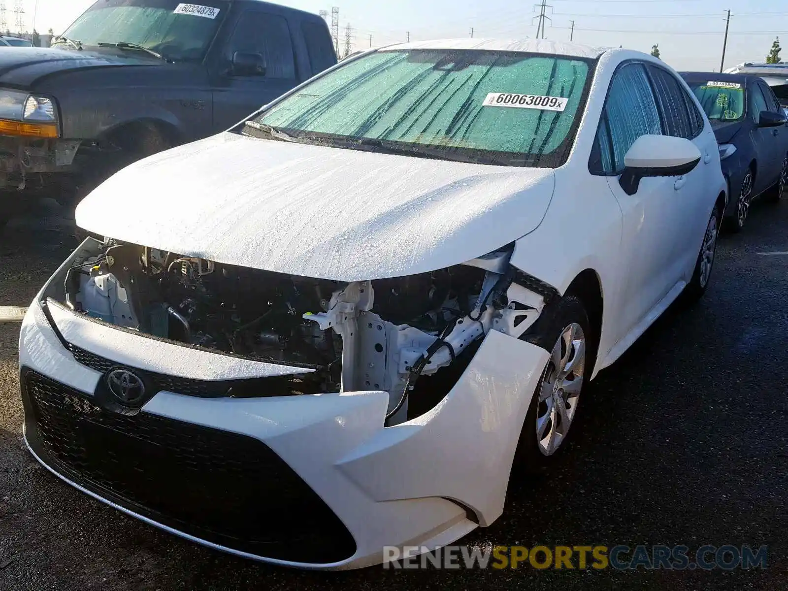 2 Photograph of a damaged car 5YFEPRAE9LP026509 TOYOTA COROLLA 2020