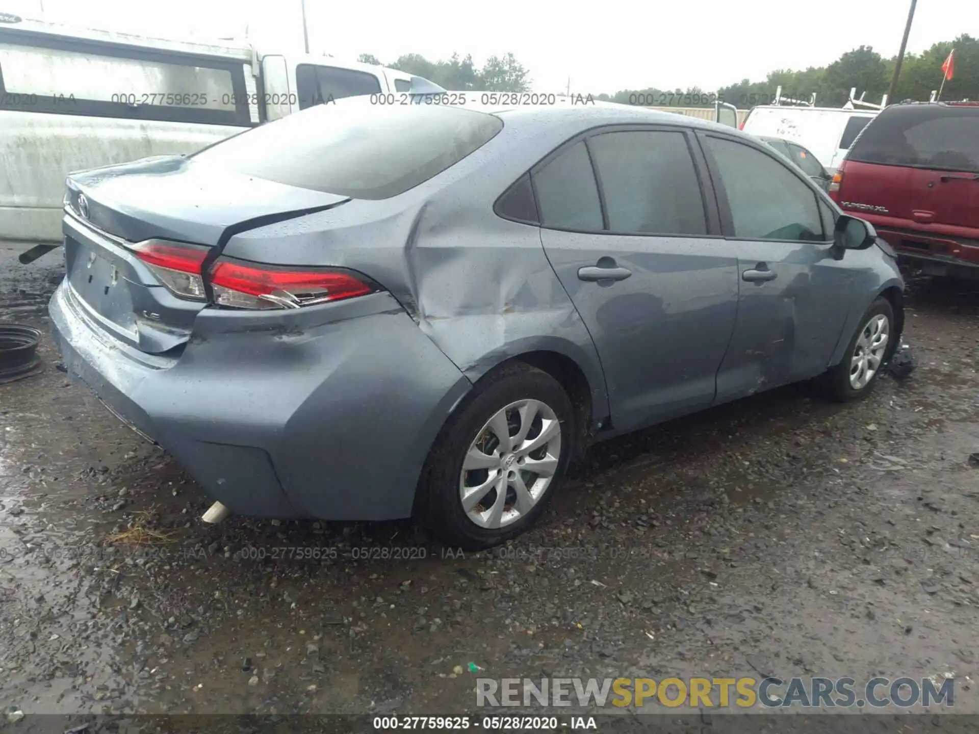 4 Photograph of a damaged car 5YFEPRAE9LP027272 TOYOTA COROLLA 2020