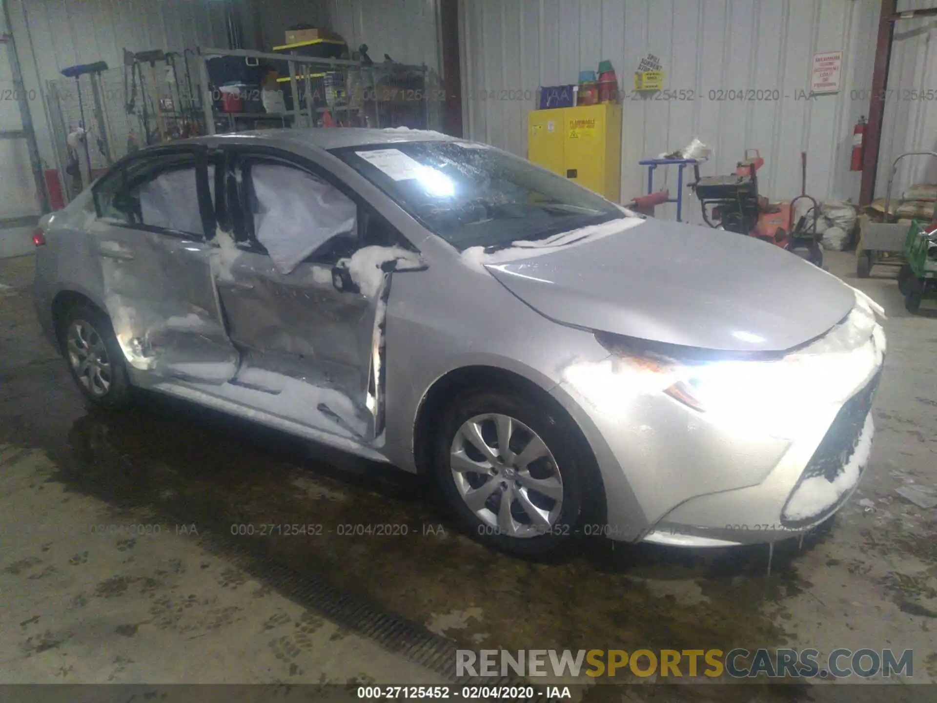 1 Photograph of a damaged car 5YFEPRAE9LP028485 TOYOTA COROLLA 2020