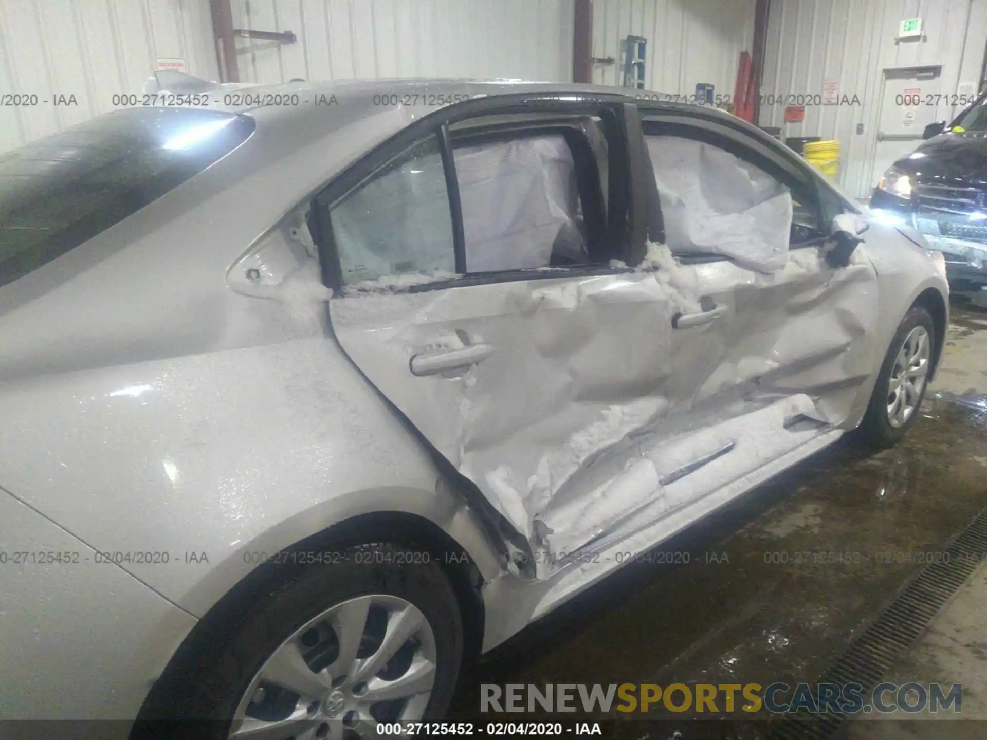 6 Photograph of a damaged car 5YFEPRAE9LP028485 TOYOTA COROLLA 2020