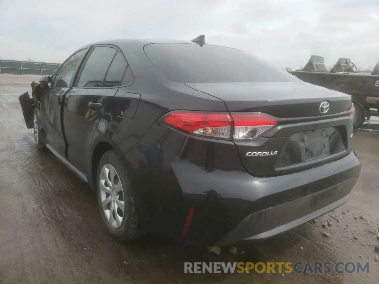 3 Photograph of a damaged car 5YFEPRAE9LP029653 TOYOTA COROLLA 2020