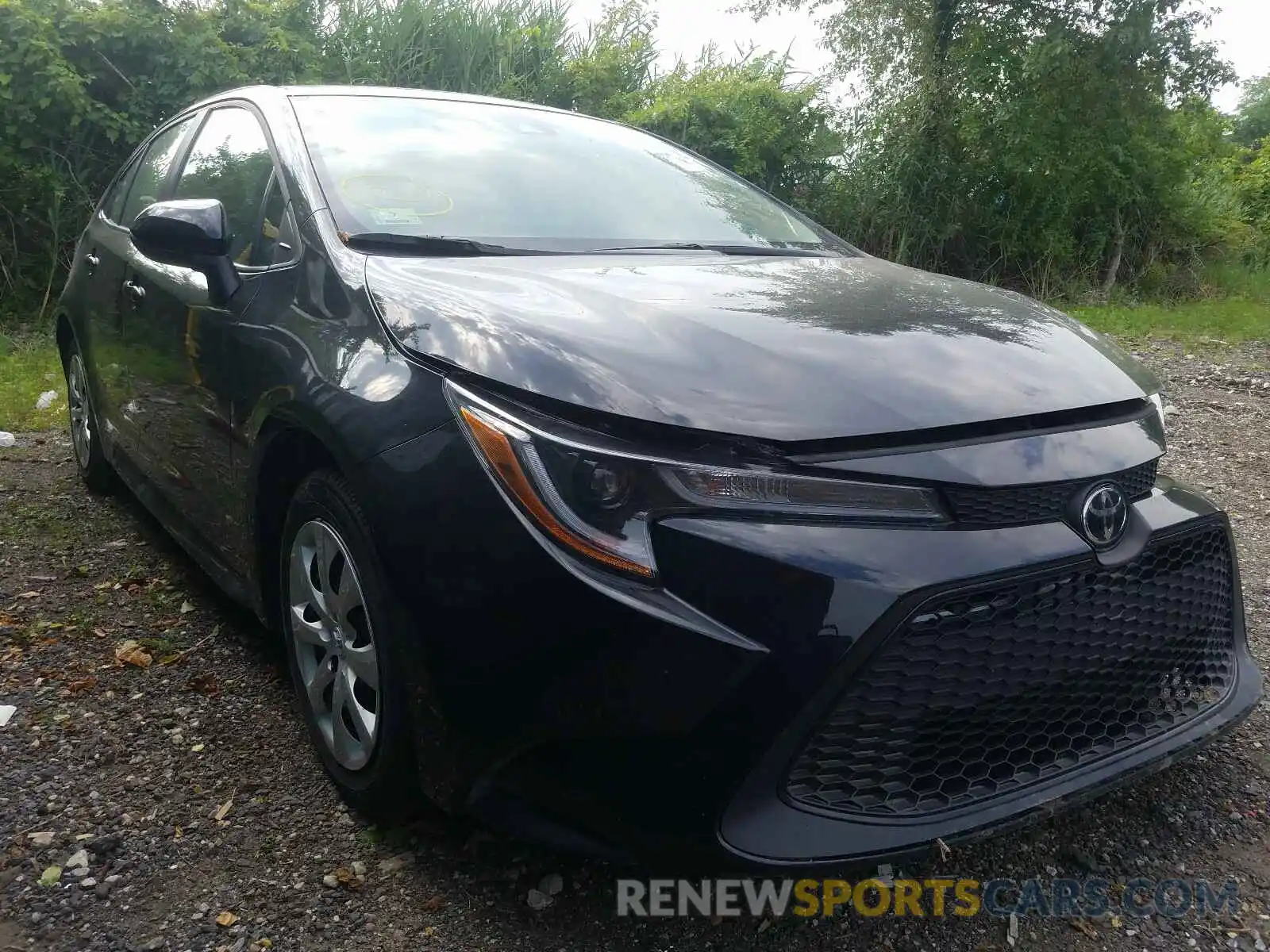 1 Photograph of a damaged car 5YFEPRAE9LP030916 TOYOTA COROLLA 2020