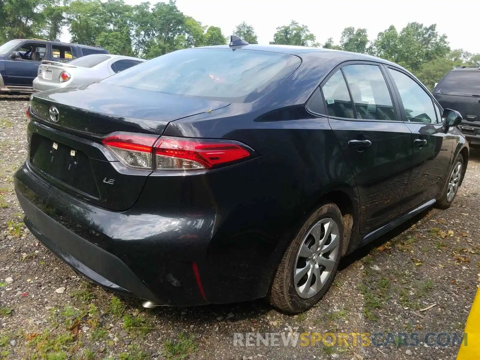 4 Photograph of a damaged car 5YFEPRAE9LP030916 TOYOTA COROLLA 2020