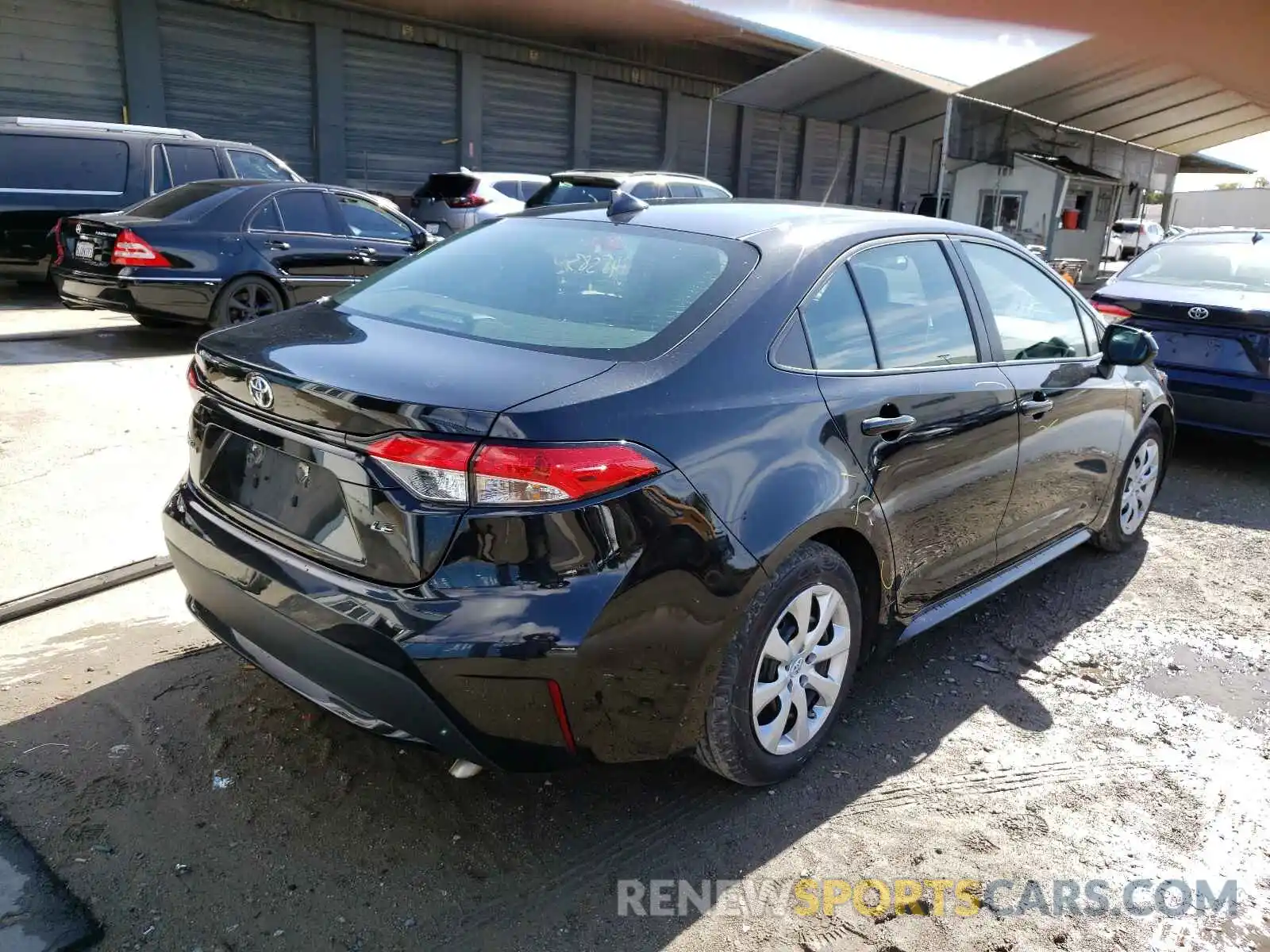 4 Photograph of a damaged car 5YFEPRAE9LP033203 TOYOTA COROLLA 2020