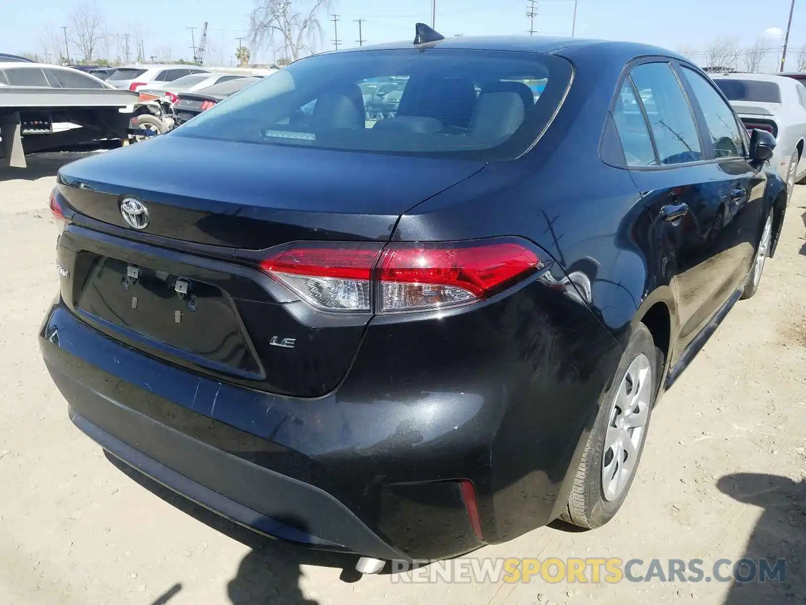 4 Photograph of a damaged car 5YFEPRAE9LP034304 TOYOTA COROLLA 2020