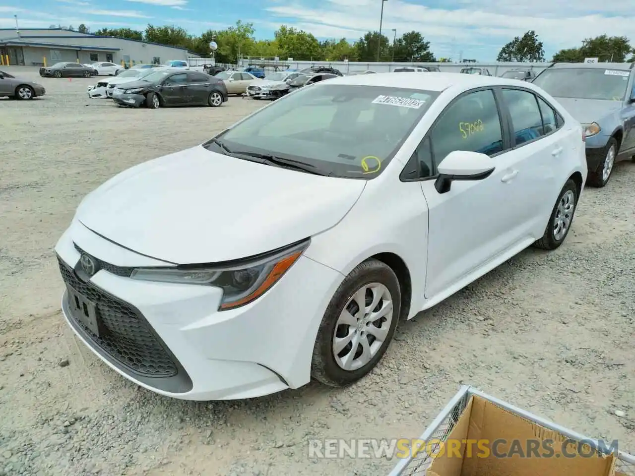 2 Photograph of a damaged car 5YFEPRAE9LP035808 TOYOTA COROLLA 2020