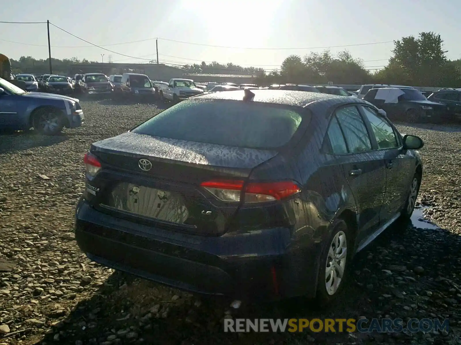 4 Photograph of a damaged car 5YFEPRAE9LP036022 TOYOTA COROLLA 2020