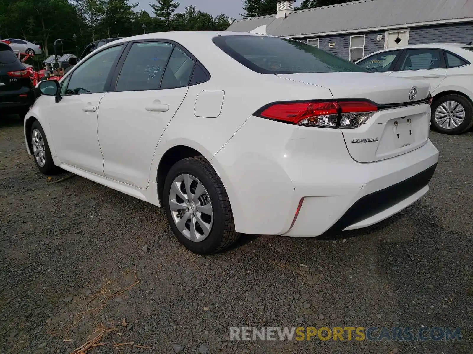 3 Photograph of a damaged car 5YFEPRAE9LP036781 TOYOTA COROLLA 2020