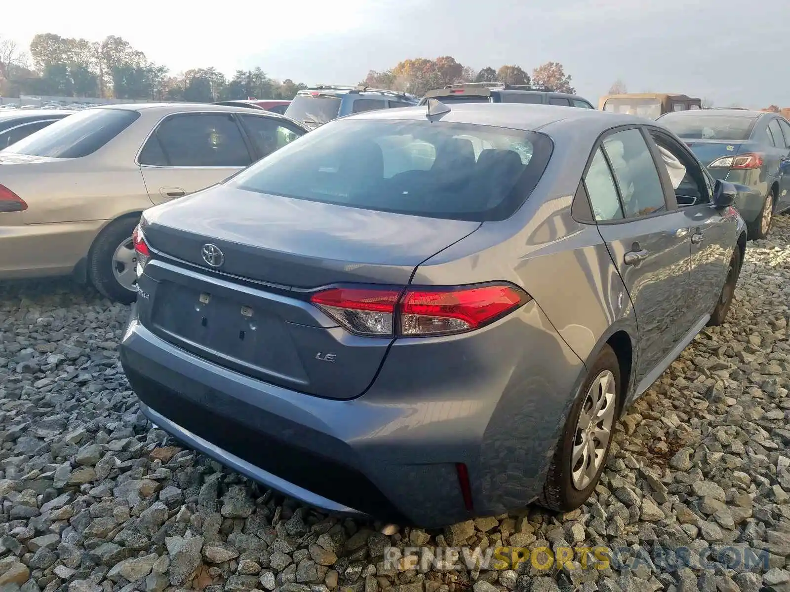 4 Photograph of a damaged car 5YFEPRAE9LP038997 TOYOTA COROLLA 2020