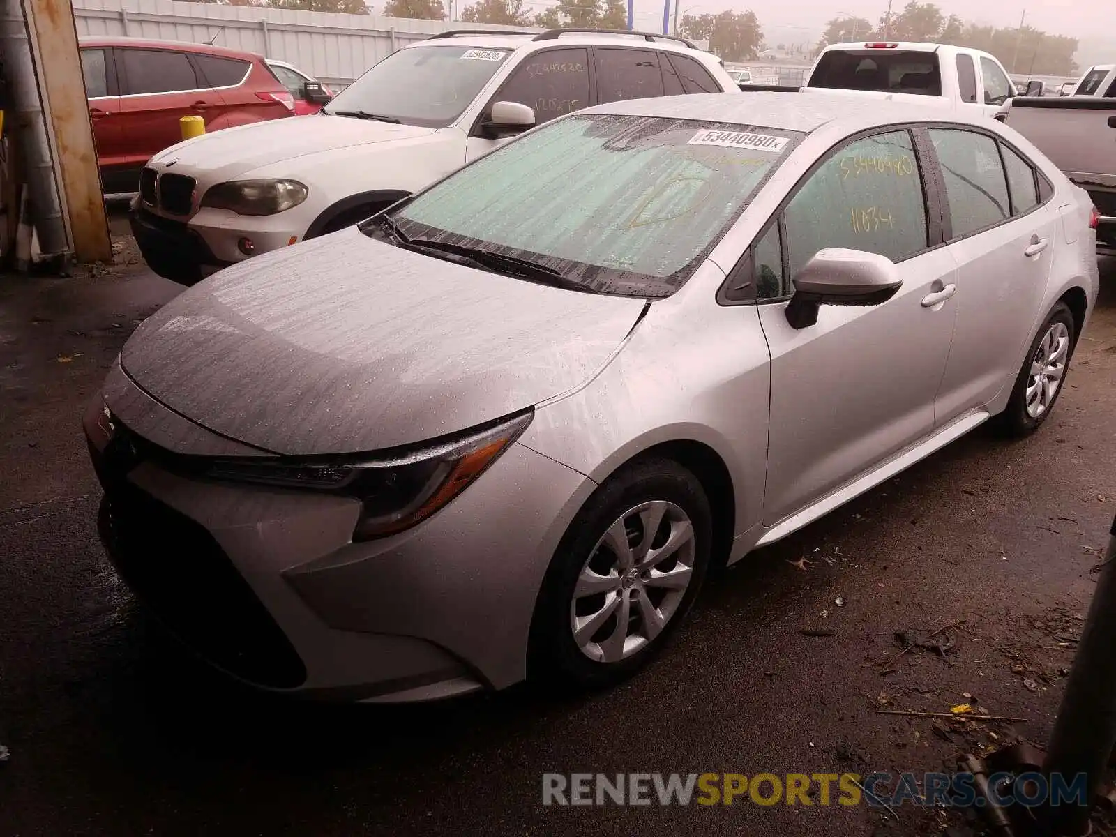 2 Photograph of a damaged car 5YFEPRAE9LP039373 TOYOTA COROLLA 2020