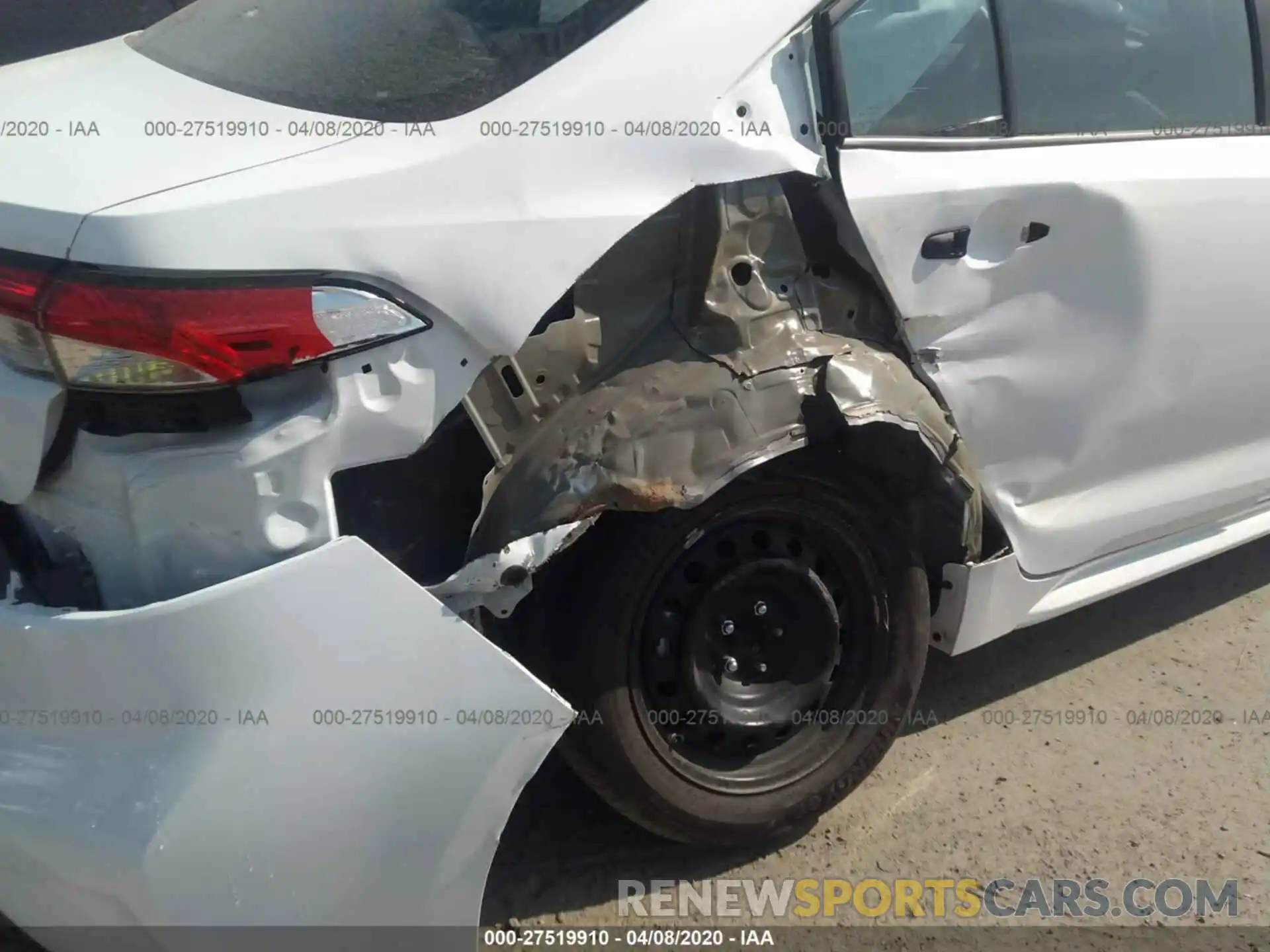 6 Photograph of a damaged car 5YFEPRAE9LP040510 TOYOTA COROLLA 2020