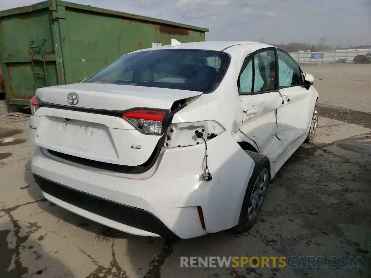 4 Photograph of a damaged car 5YFEPRAE9LP040653 TOYOTA COROLLA 2020