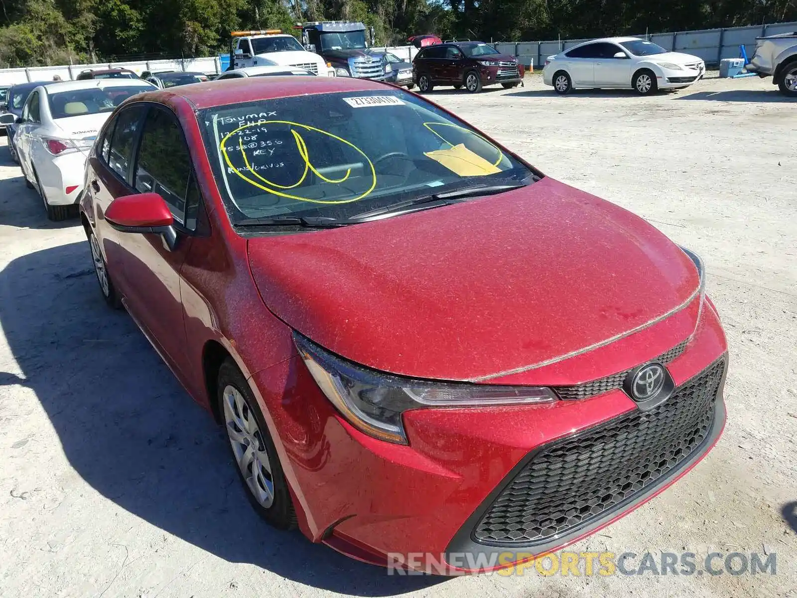 1 Photograph of a damaged car 5YFEPRAE9LP043259 TOYOTA COROLLA 2020