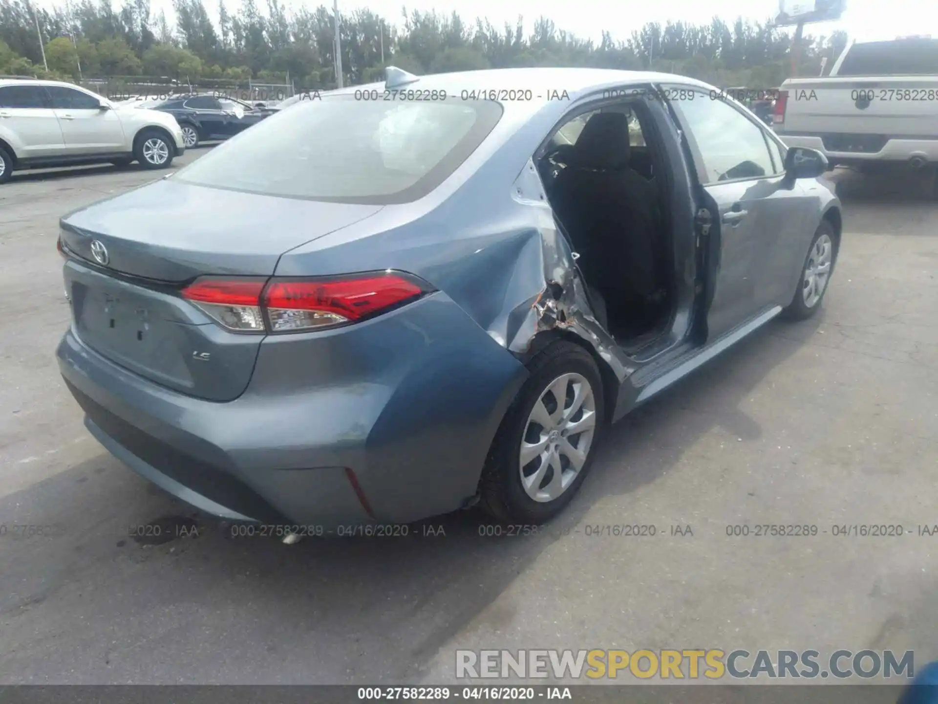 4 Photograph of a damaged car 5YFEPRAE9LP044430 TOYOTA COROLLA 2020