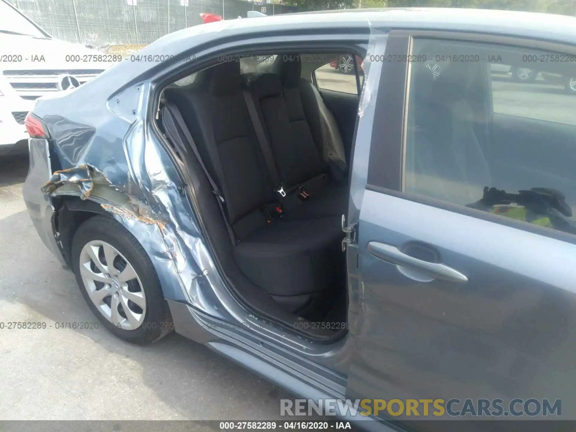 6 Photograph of a damaged car 5YFEPRAE9LP044430 TOYOTA COROLLA 2020