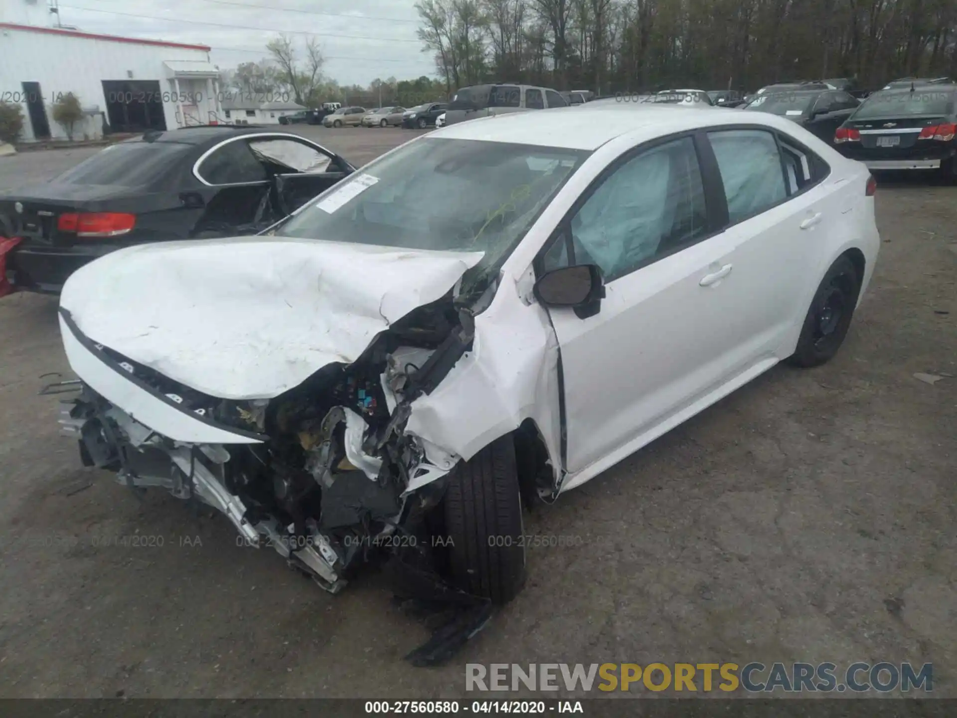 2 Photograph of a damaged car 5YFEPRAE9LP045514 TOYOTA COROLLA 2020