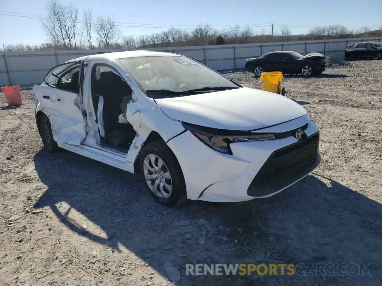 1 Photograph of a damaged car 5YFEPRAE9LP049157 TOYOTA COROLLA 2020