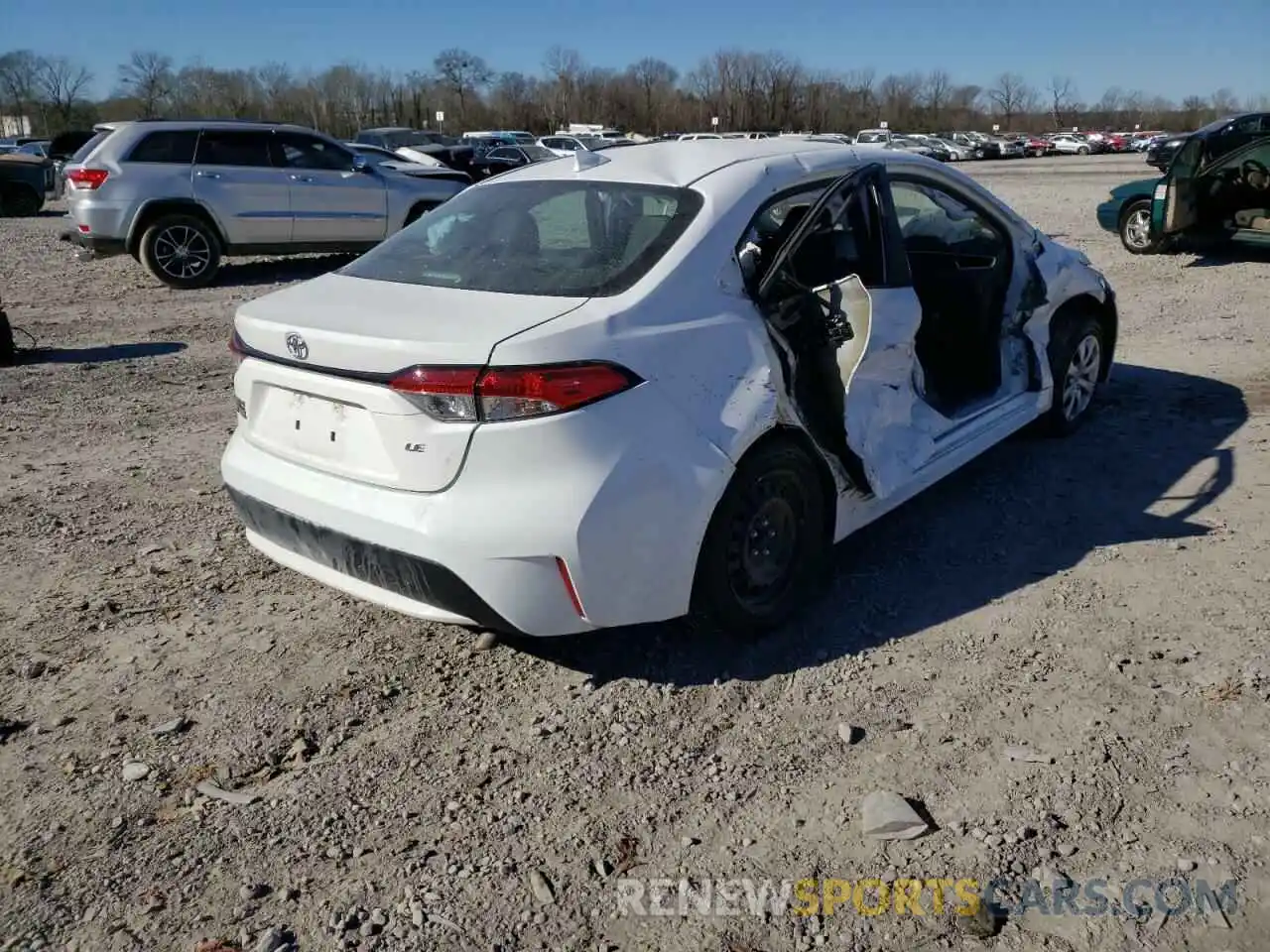 4 Photograph of a damaged car 5YFEPRAE9LP049157 TOYOTA COROLLA 2020