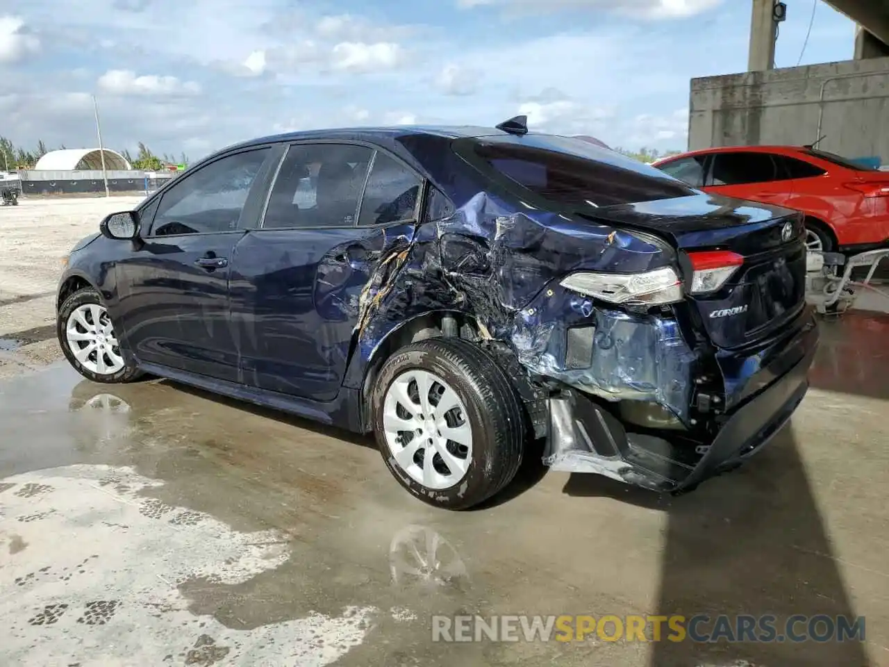 2 Photograph of a damaged car 5YFEPRAE9LP050244 TOYOTA COROLLA 2020