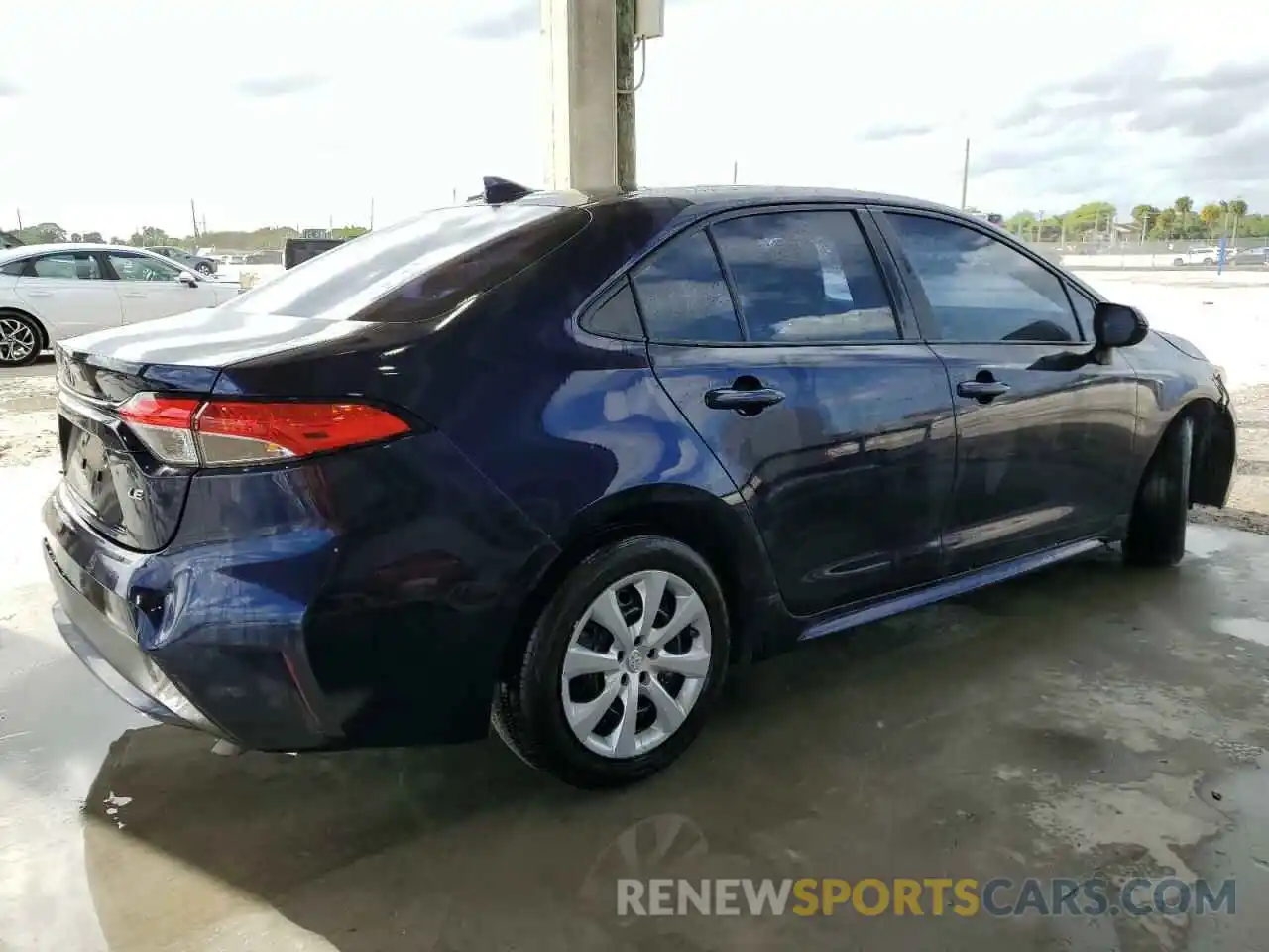 3 Photograph of a damaged car 5YFEPRAE9LP050244 TOYOTA COROLLA 2020