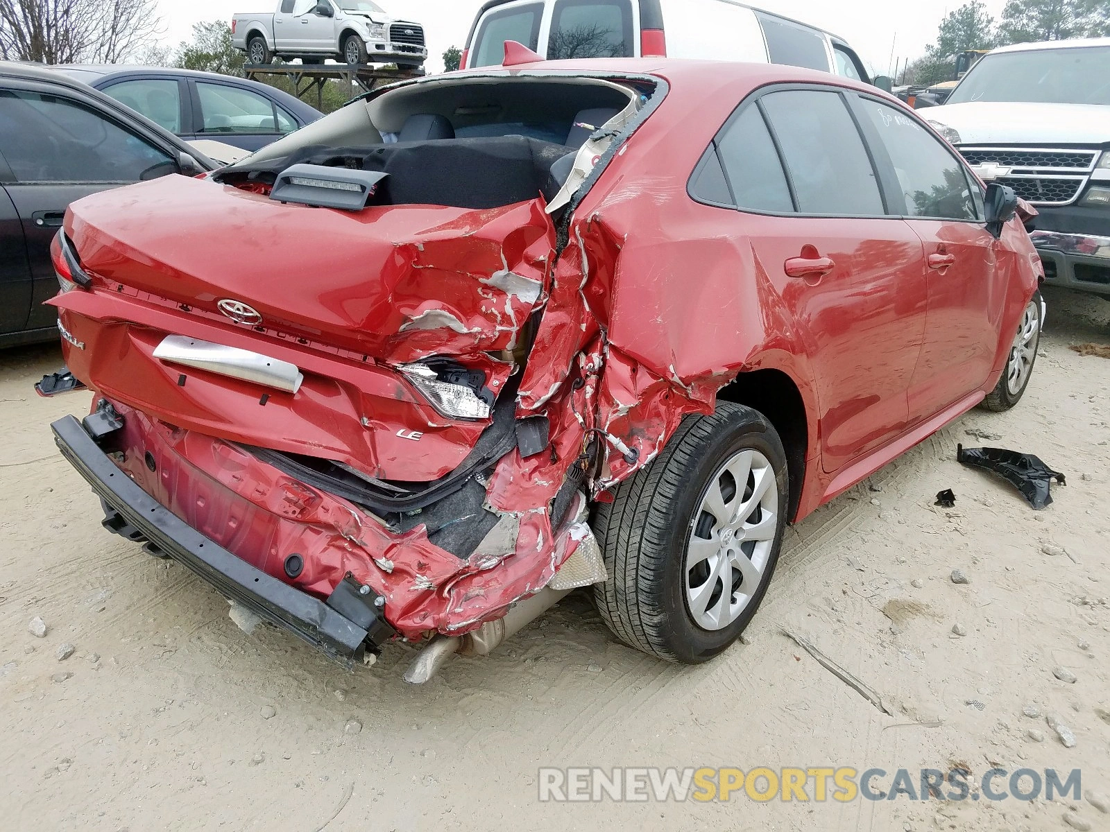 4 Photograph of a damaged car 5YFEPRAE9LP050423 TOYOTA COROLLA 2020