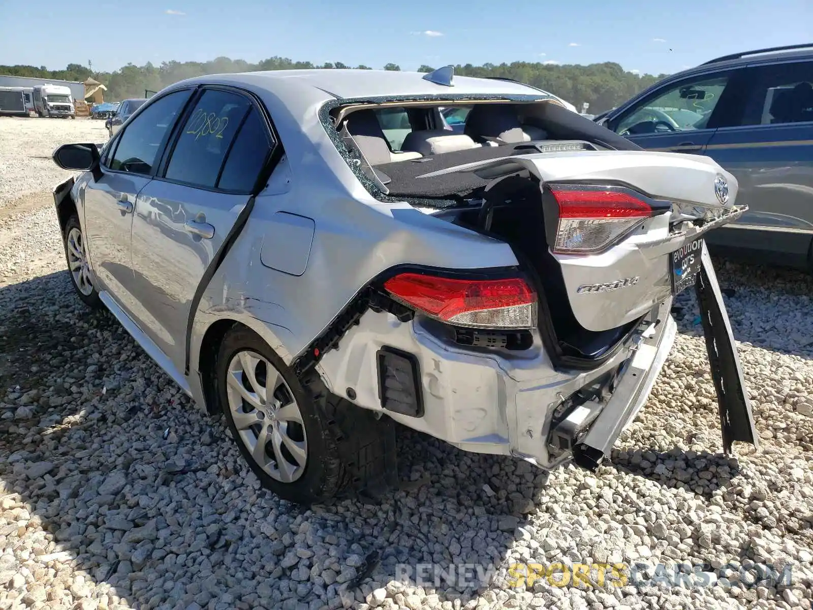 3 Photograph of a damaged car 5YFEPRAE9LP052074 TOYOTA COROLLA 2020