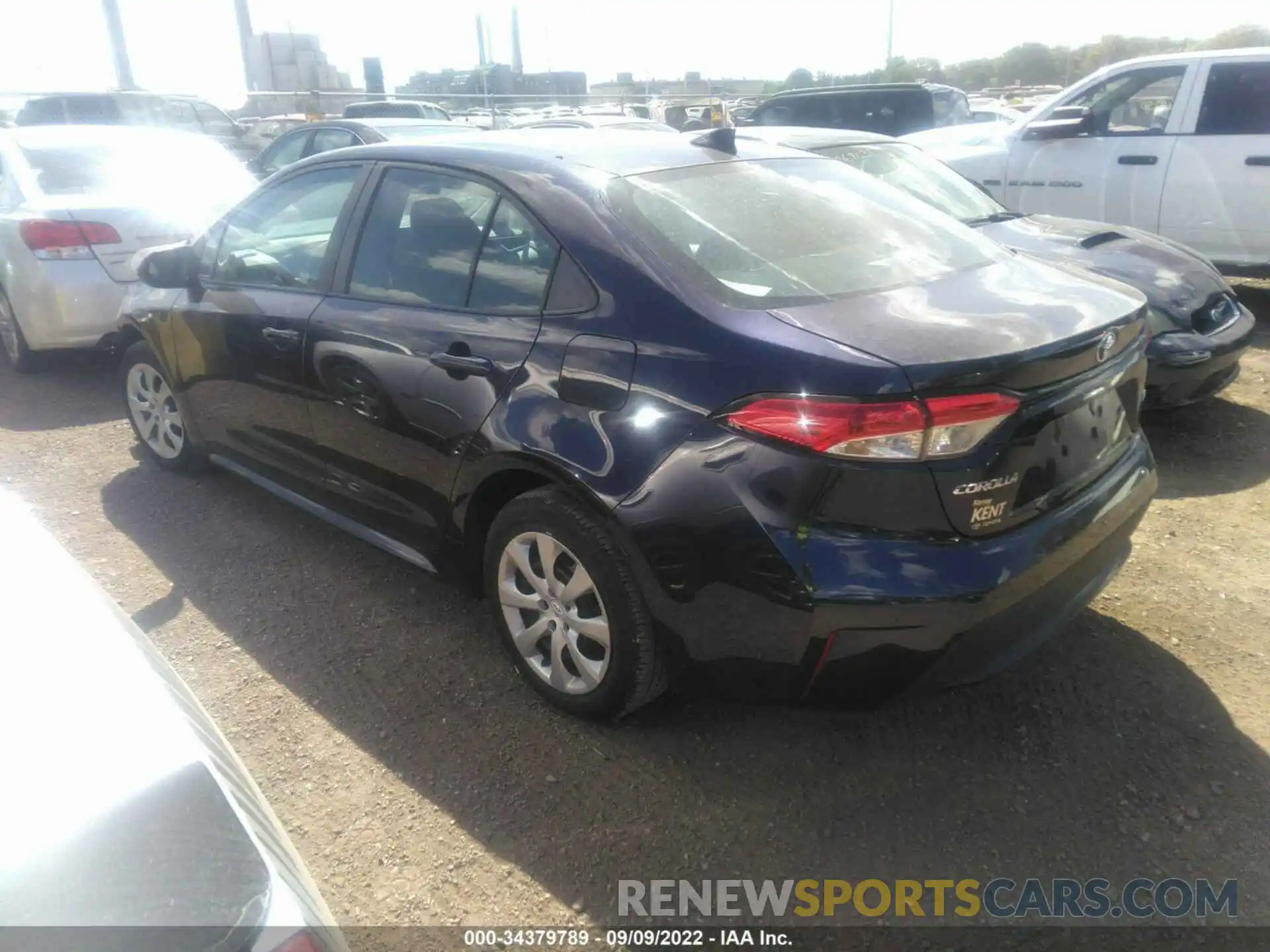 3 Photograph of a damaged car 5YFEPRAE9LP052091 TOYOTA COROLLA 2020