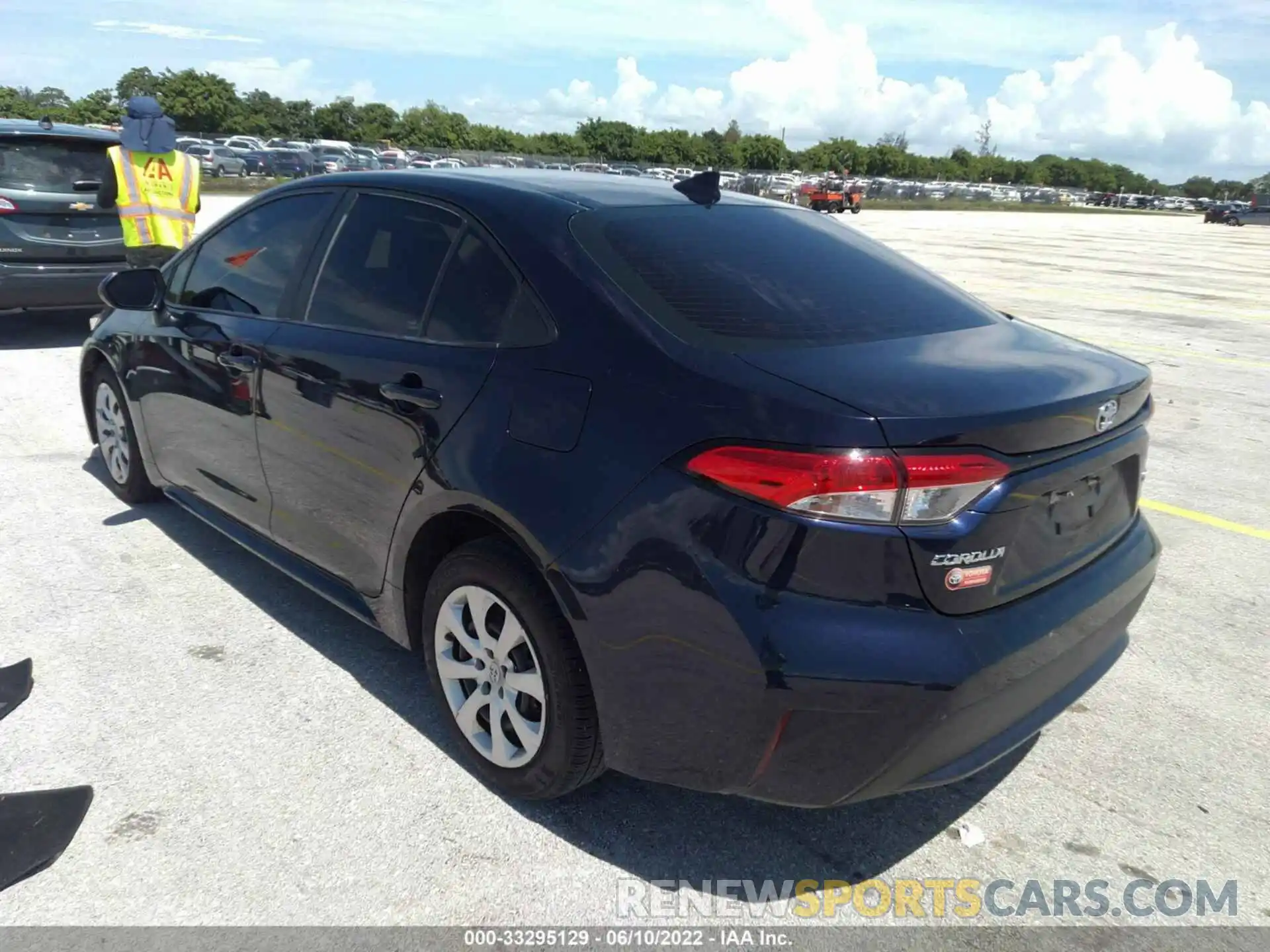 3 Photograph of a damaged car 5YFEPRAE9LP052947 TOYOTA COROLLA 2020